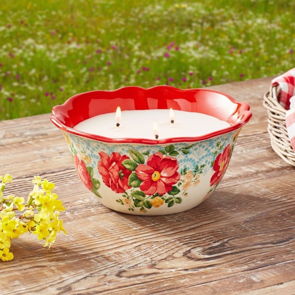 Pioneer Woman Vintage Floral 3-Wick Outdoor Citronella Candle